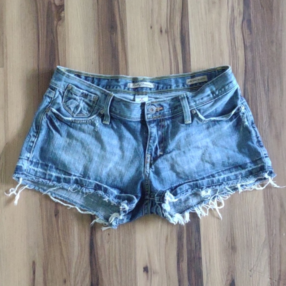 Blue Jean Shorts Cut-off Style